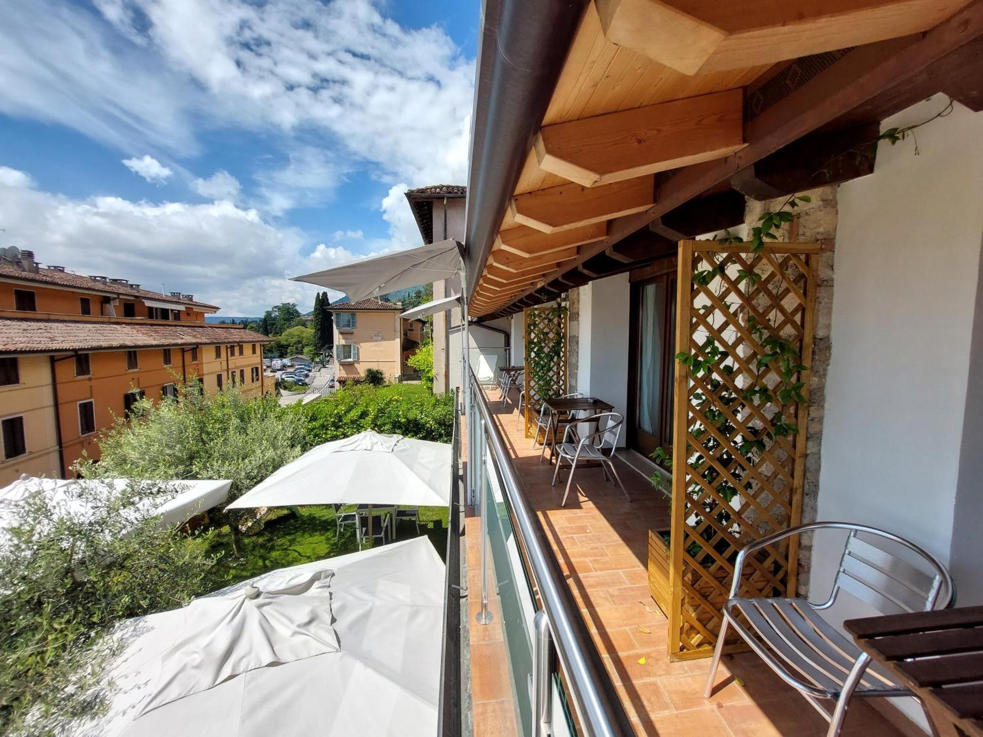 Pizzocolo Resort Fasano Гардоне Ривьера Экстерьер фото